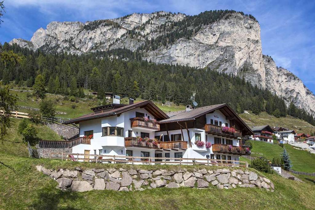 Hotel Garni Morene Selva di Val Gardena Esterno foto